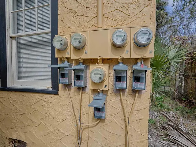 $525,000 | 426 Citrus Avenue, Eustis, FL 32726