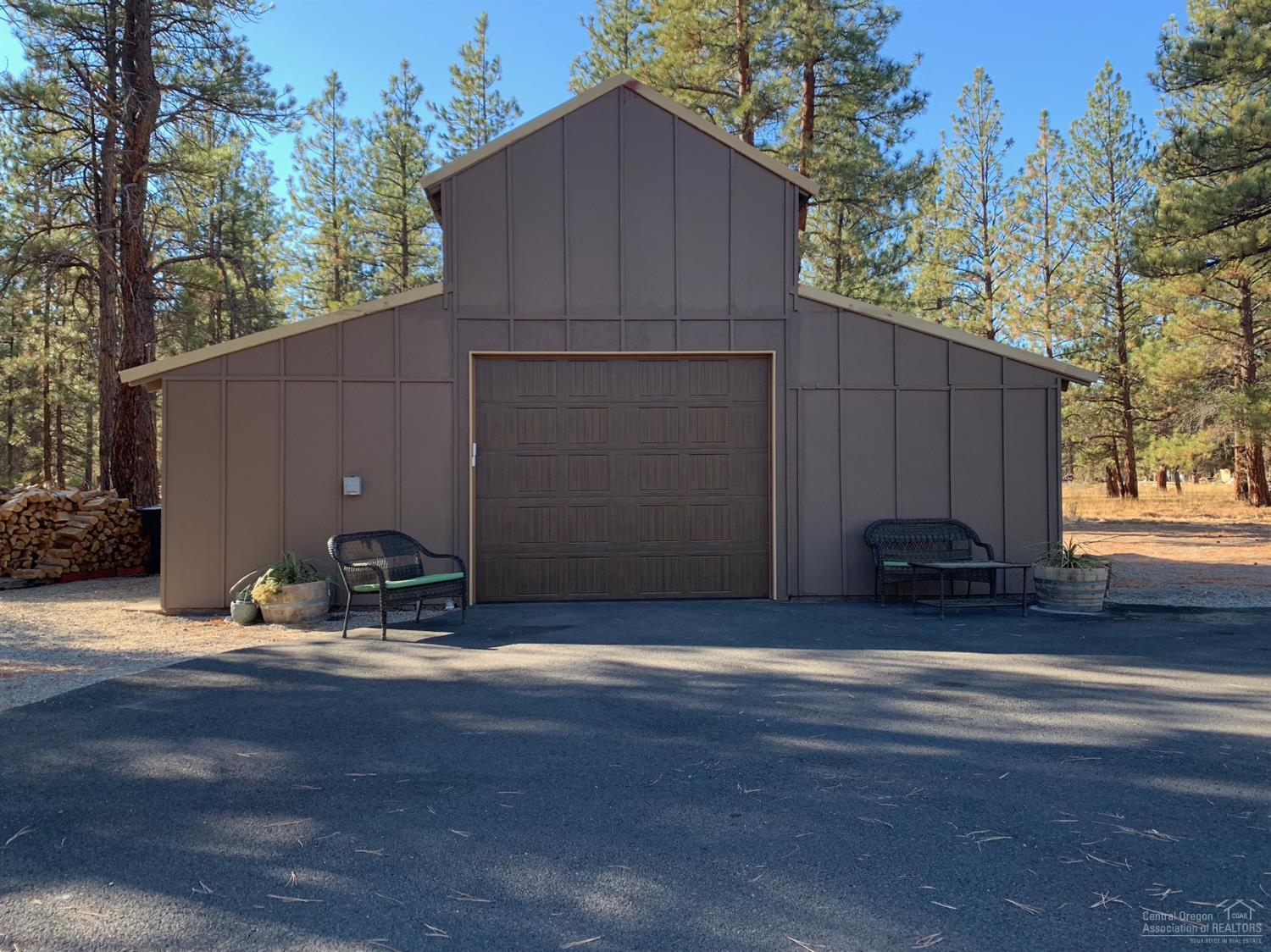 69255 Crooked Horseshoe Road Sisters, OR 97759 - Photo 5 of 17 Additional Photo