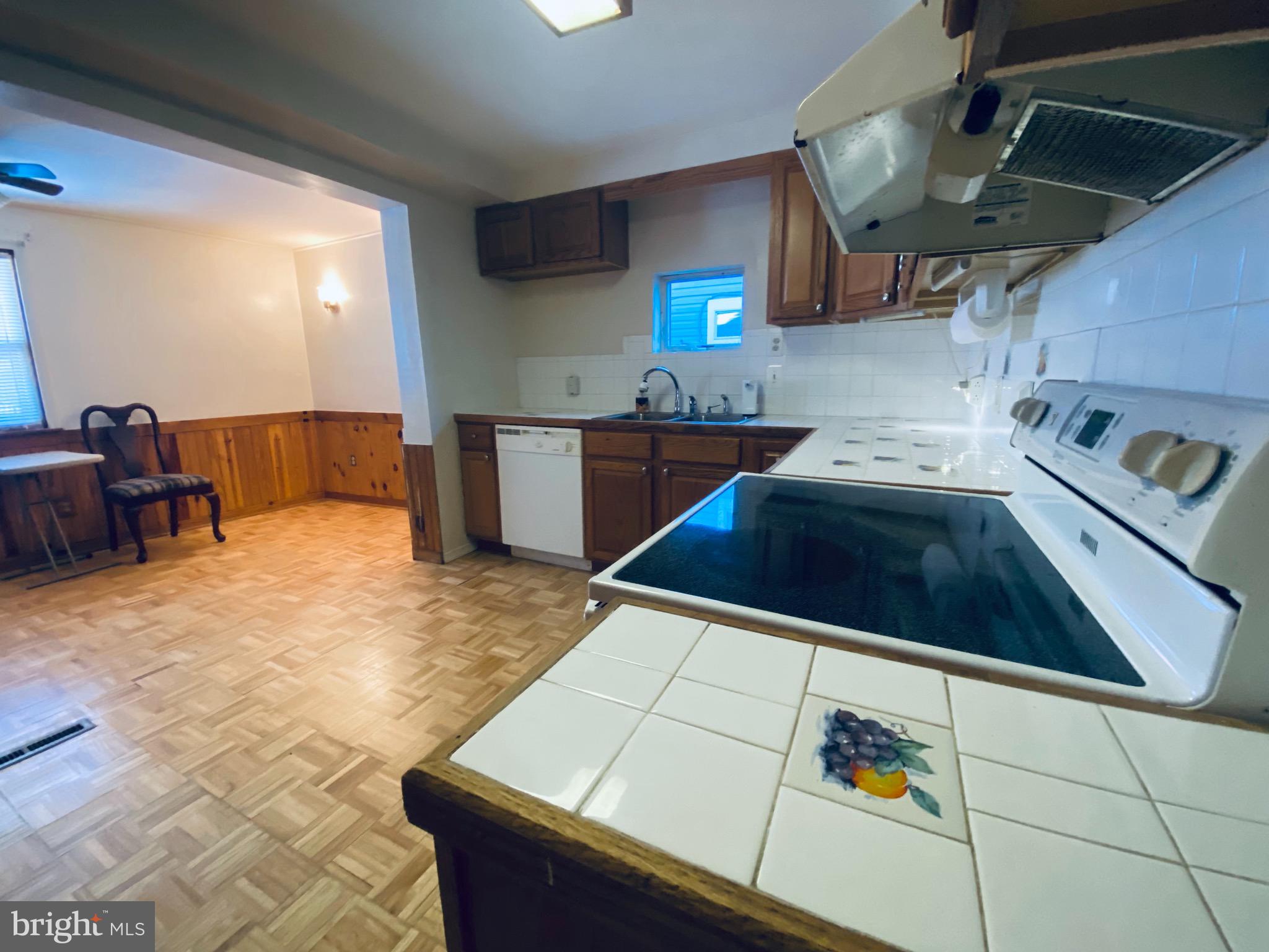 1313 Shore Road Baltimore, MD 21220 - Photo 9 of 13