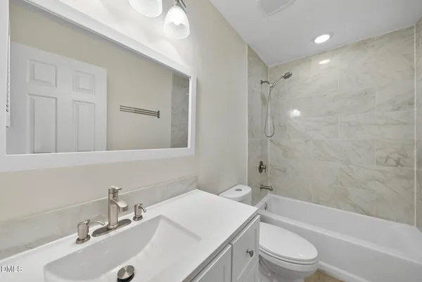 $2,300 | 6108 New Market Way, Raleigh, NC 27609