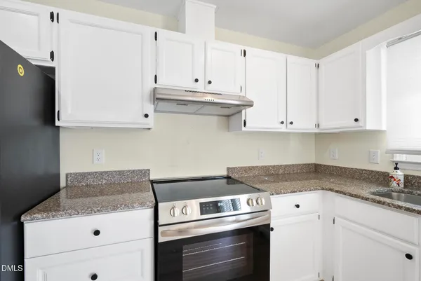 $2,200 | 6108 New Market Way, Raleigh, NC 27609