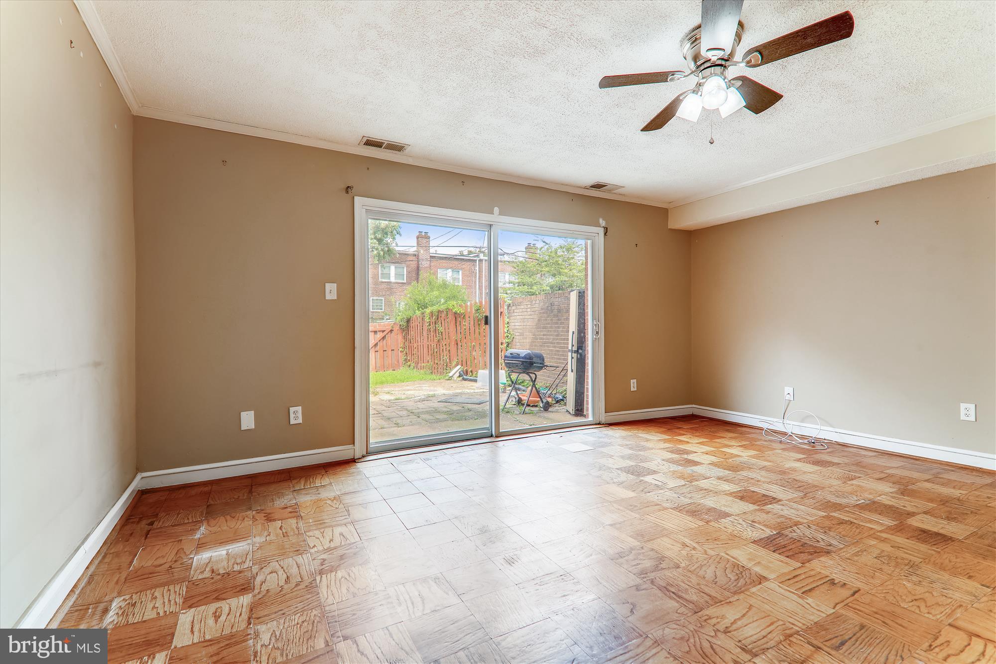 1017 First Street Alexandria, VA 22314 - Photo 10 of 30