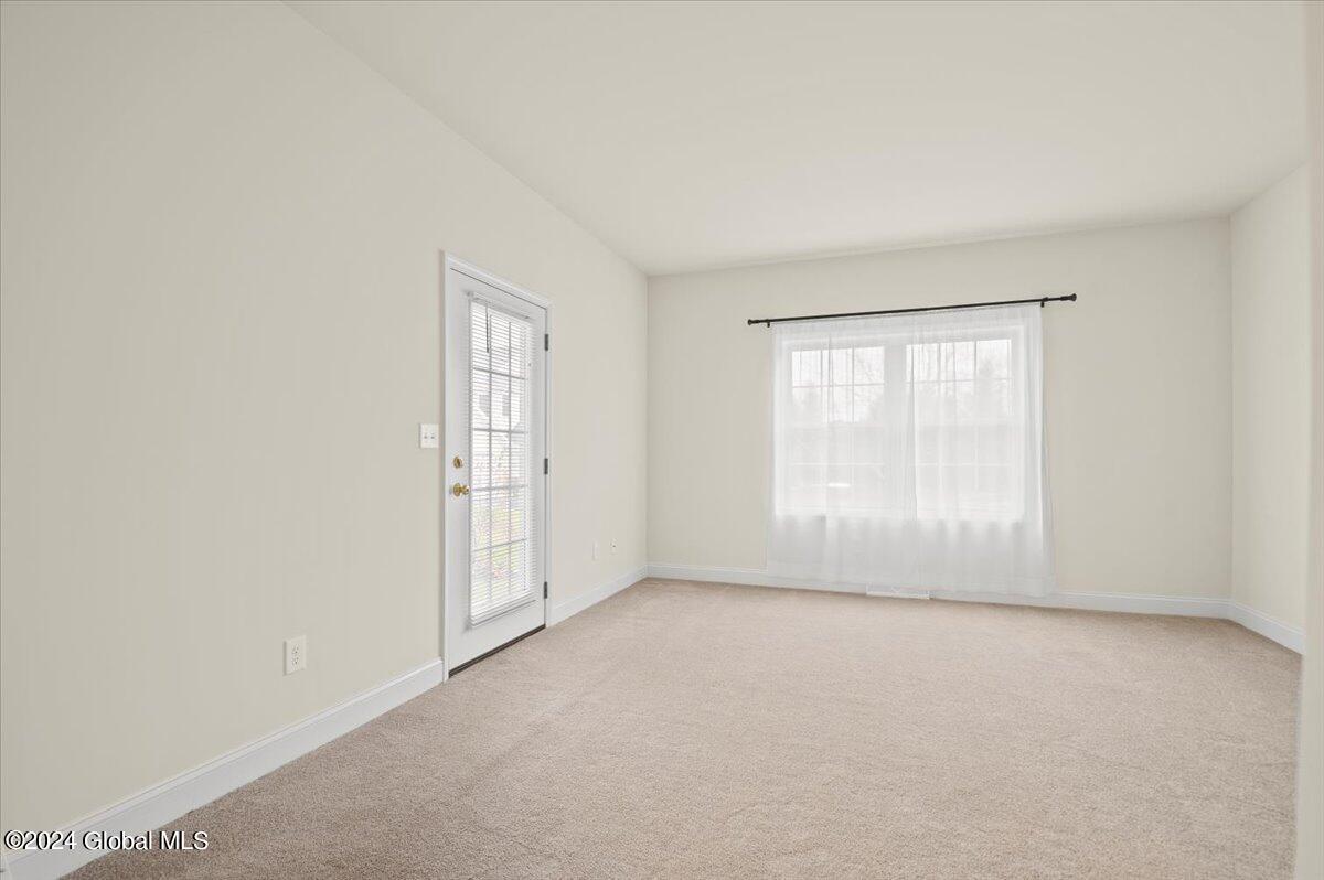 9 Friebel Road Albany, NY 12208 - Photo 13 of 33 17-FJD_8485