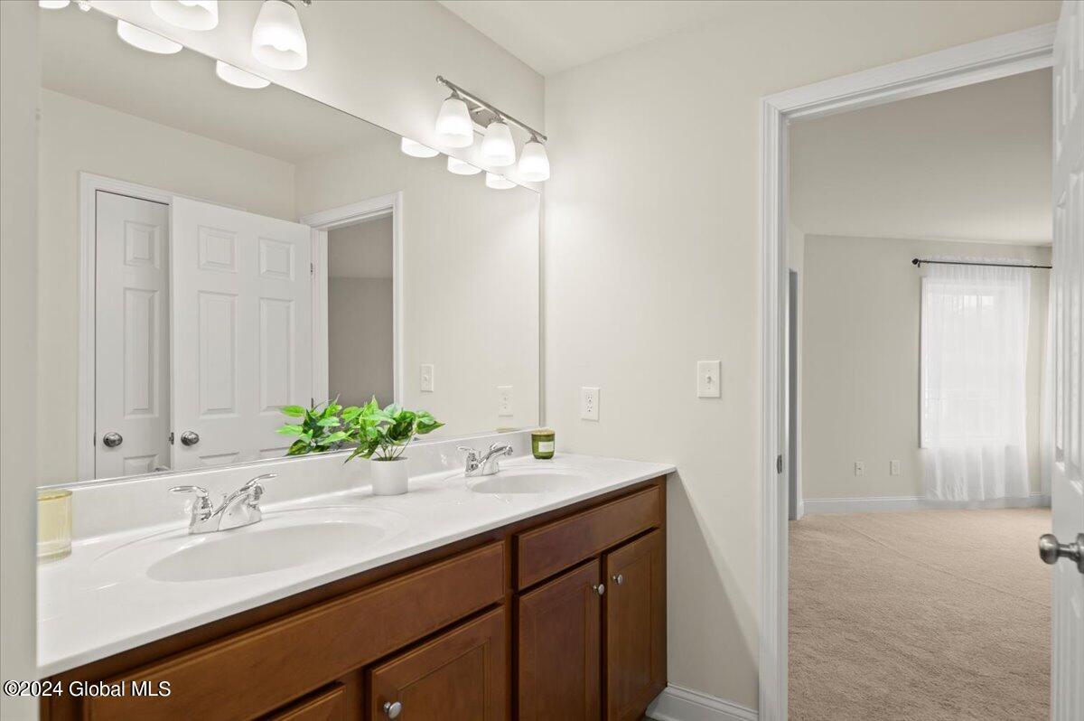9 Friebel Road Albany, NY 12208 - Photo 22 of 33 29-FJD_8521