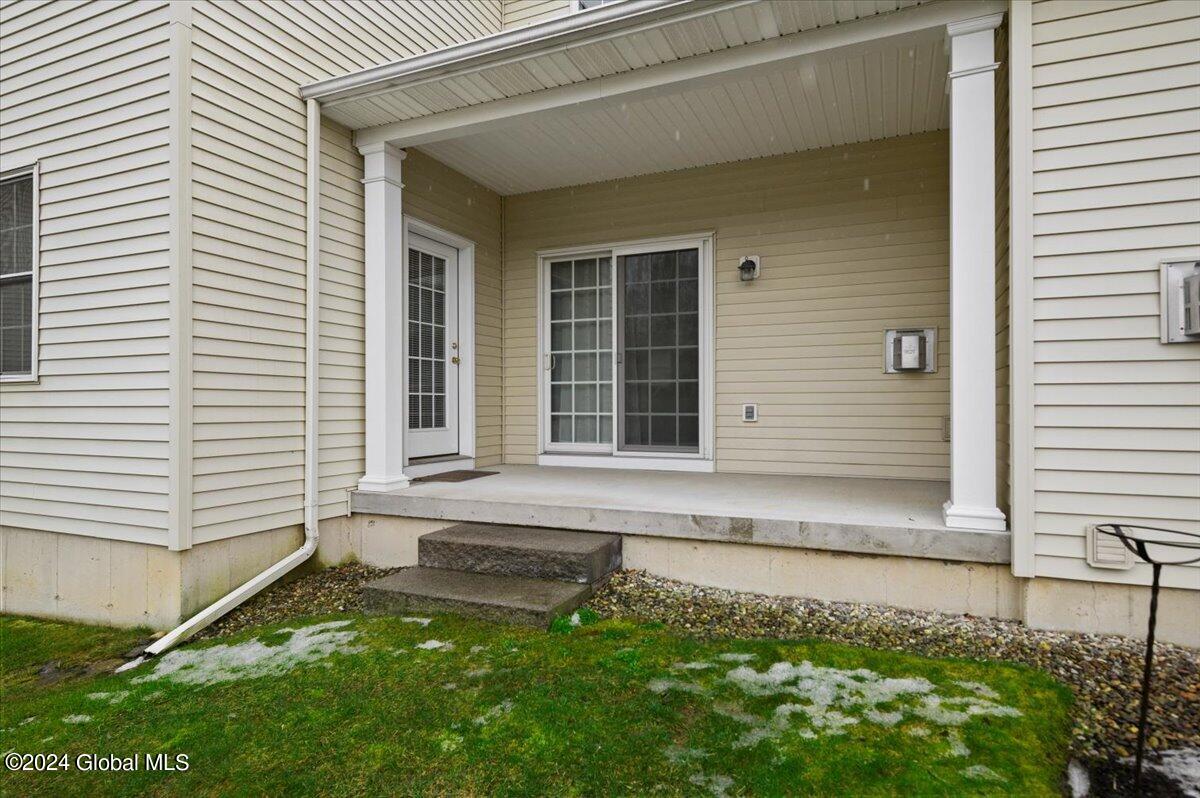 9 Friebel Road Albany, NY 12208 - Photo 26 of 33 31-FJD_8526