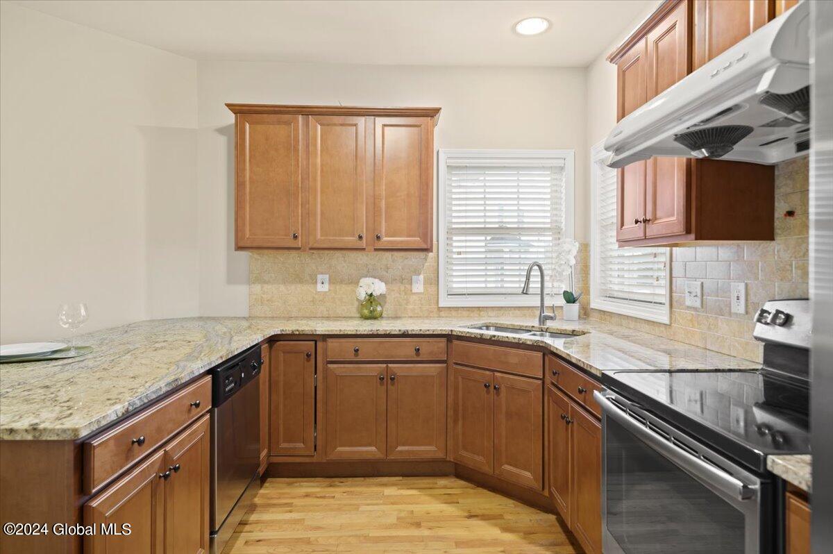 9 Friebel Road Albany, NY 12208 - Photo 9 of 33 03-FJD_8437