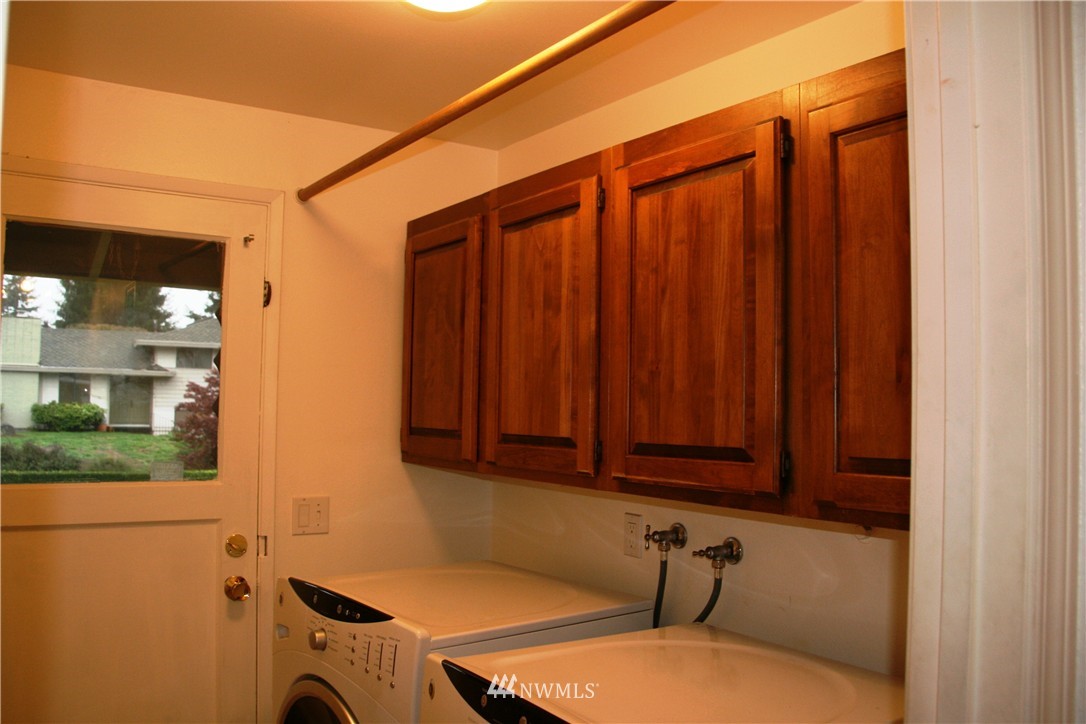 16405 142nd Place Southeast Renton, WA 98058 - Photo 19 of 21 Gallery Image 19