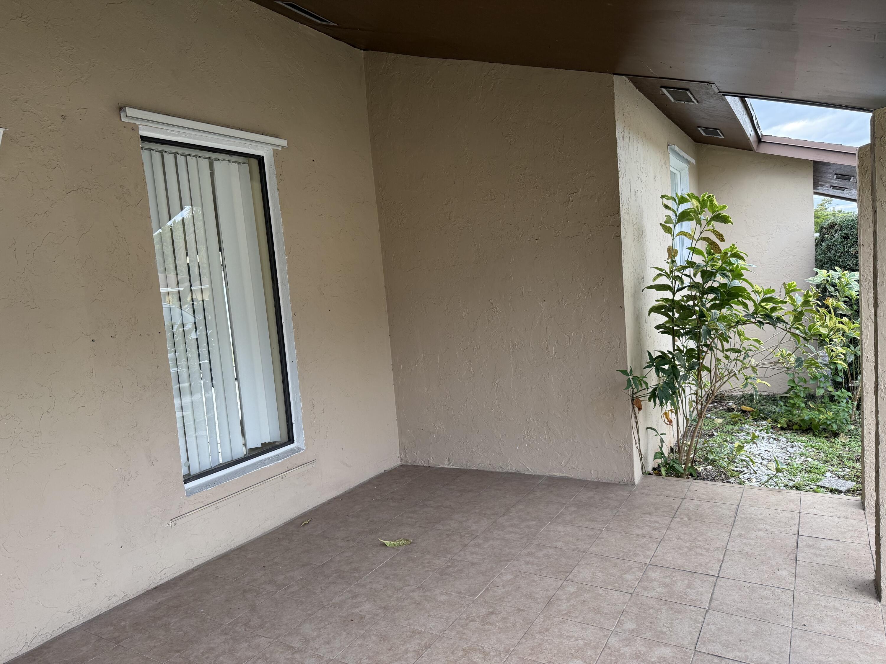 4941 Marbella Road North West Palm Beach, FL 33417 - Photo 11 of 12