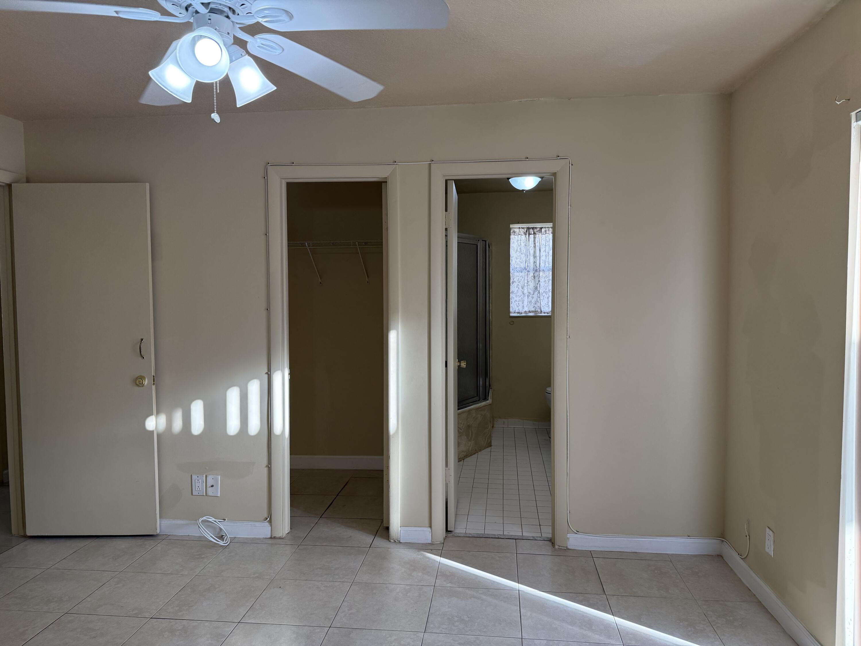 4941 Marbella Road North West Palm Beach, FL 33417 - Photo 4 of 12