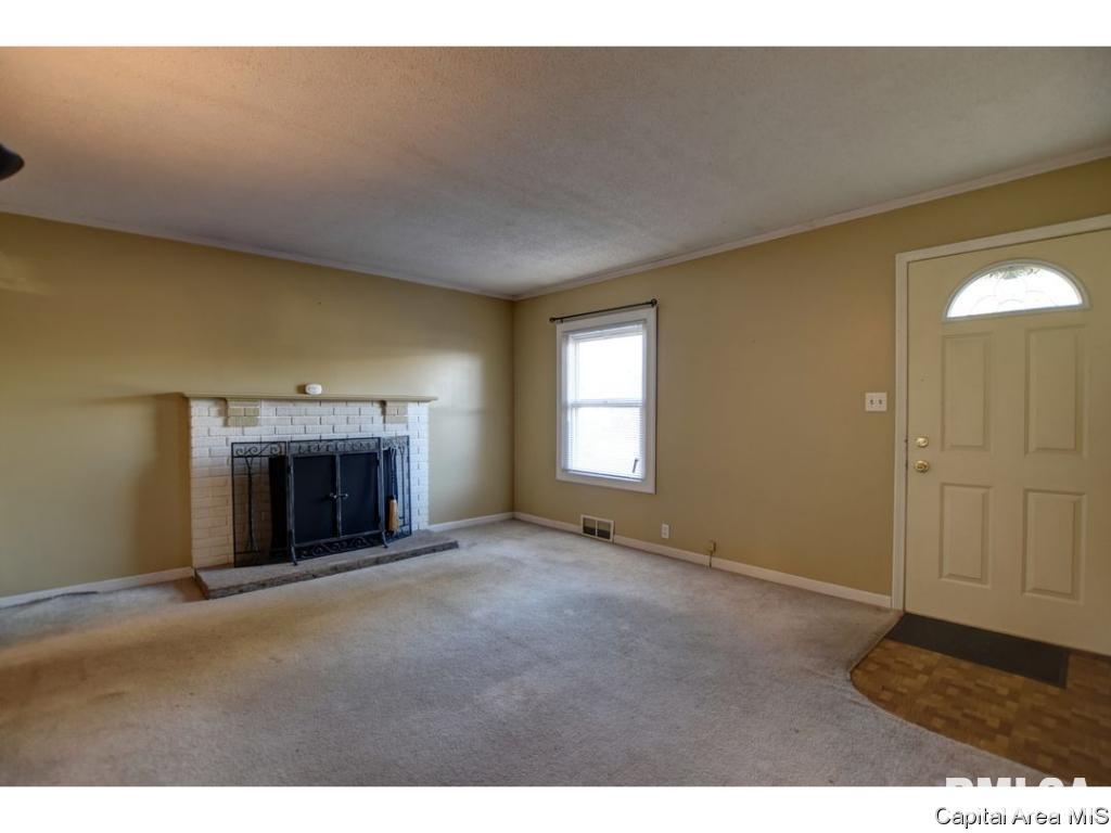 514 Kern Street Springfield, IL 62703 - Photo 3 of 35