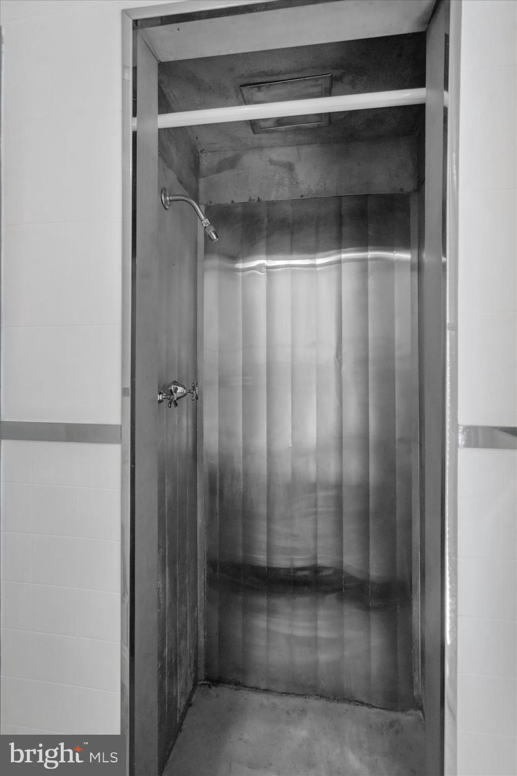 1200 Carbon Street Reading, PA 19601 - Photo 28 of 43 360_1565