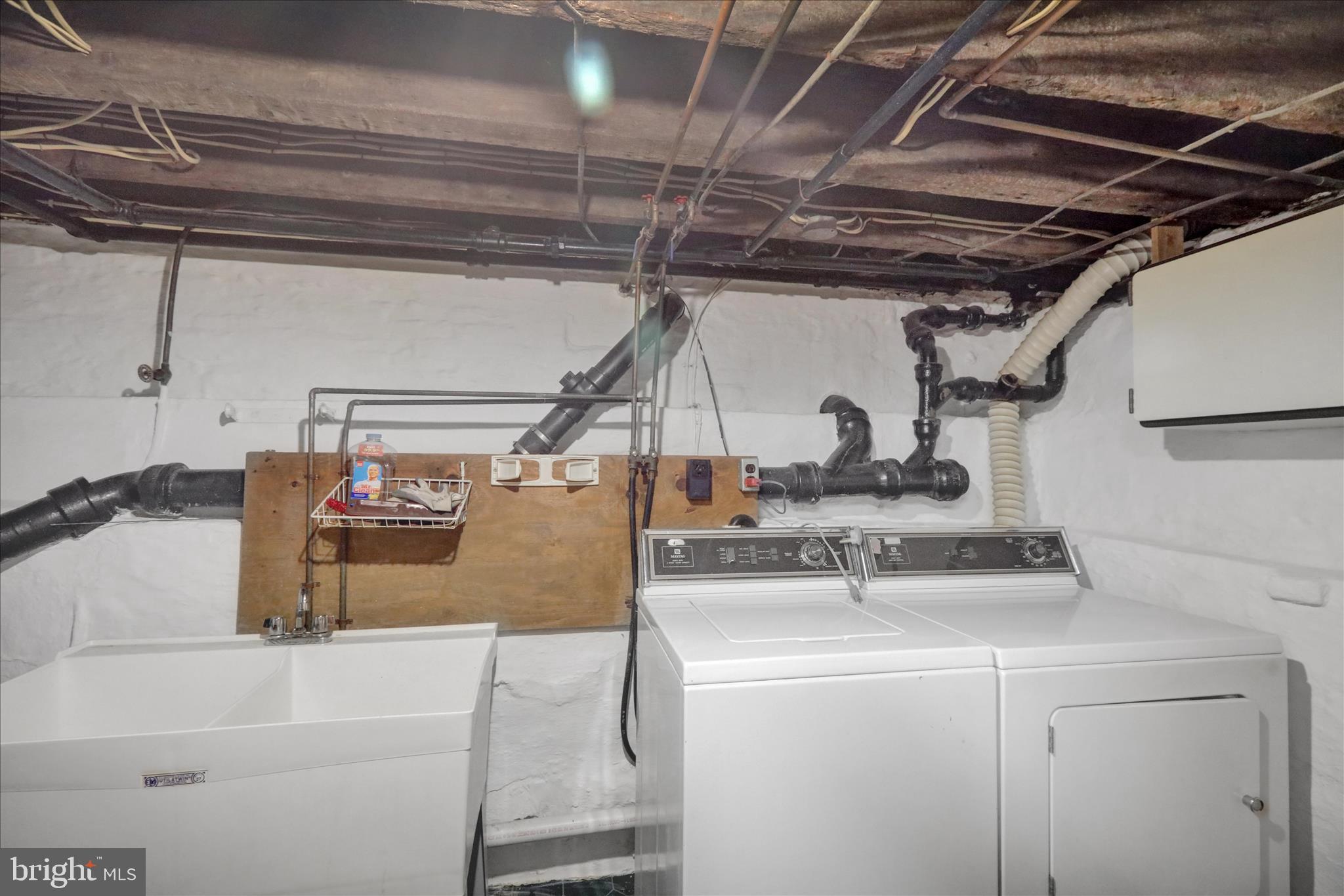 1200 Carbon Street Reading, PA 19601 - Photo 40 of 43 360_1625