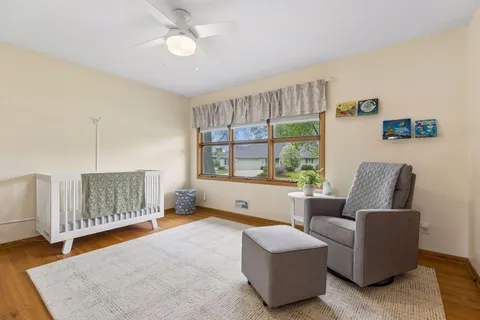 $975,000 | 7401 West Shore Drive, Edina, MN 55435