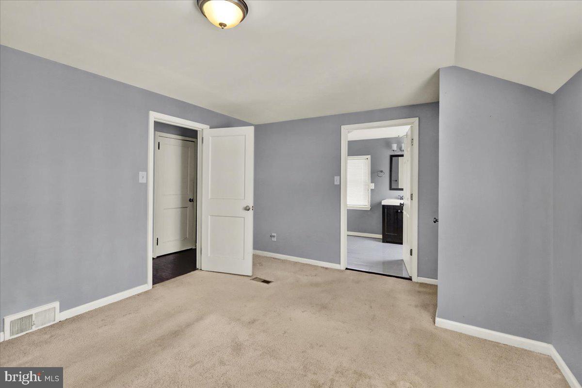 212 Mayer Street Reading, PA 19606 - Photo 23 of 37 a view of an empty room and window