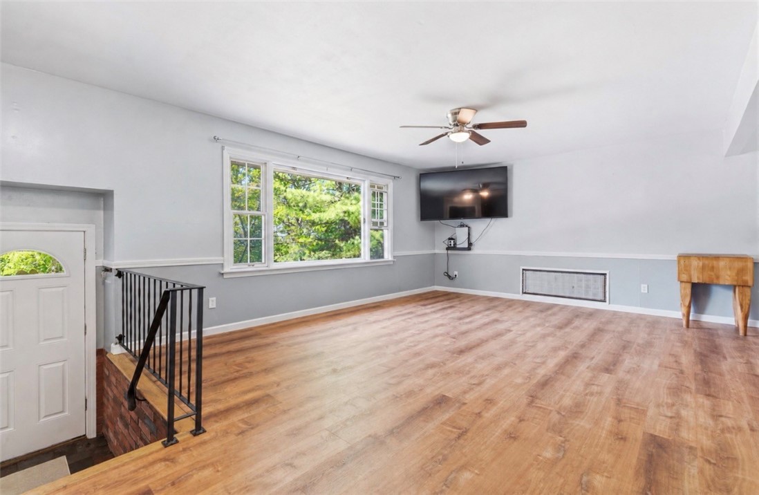 10 Lofty Heights Road Westerly, RI 02891 - Photo 3 of 28
