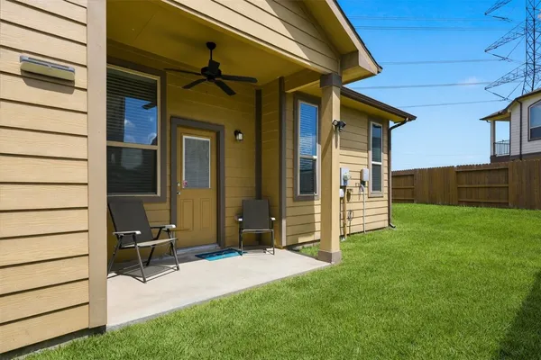 $2,550 | 28027 Rocky Heights Drive, Spring, TX 77386