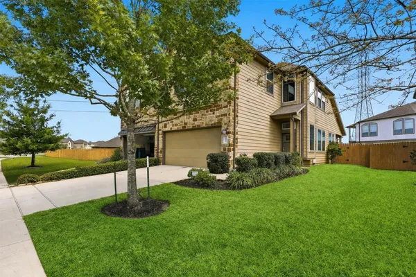 $2,550 | 28027 Rocky Heights Drive, Spring, TX 77386