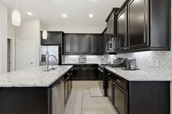 $2,550 | 28027 Rocky Heights Drive, Spring, TX 77386