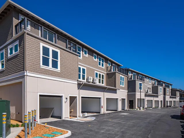 $1,099,000 | 116 Aptos Vlg Way, Unit 3, Aptos, CA 95003