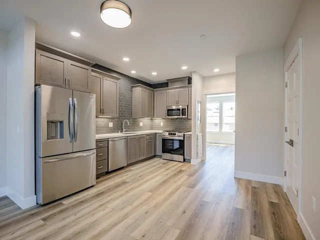 $1,099,000 | 116 Aptos Vlg Way, Unit 3, Aptos, CA 95003