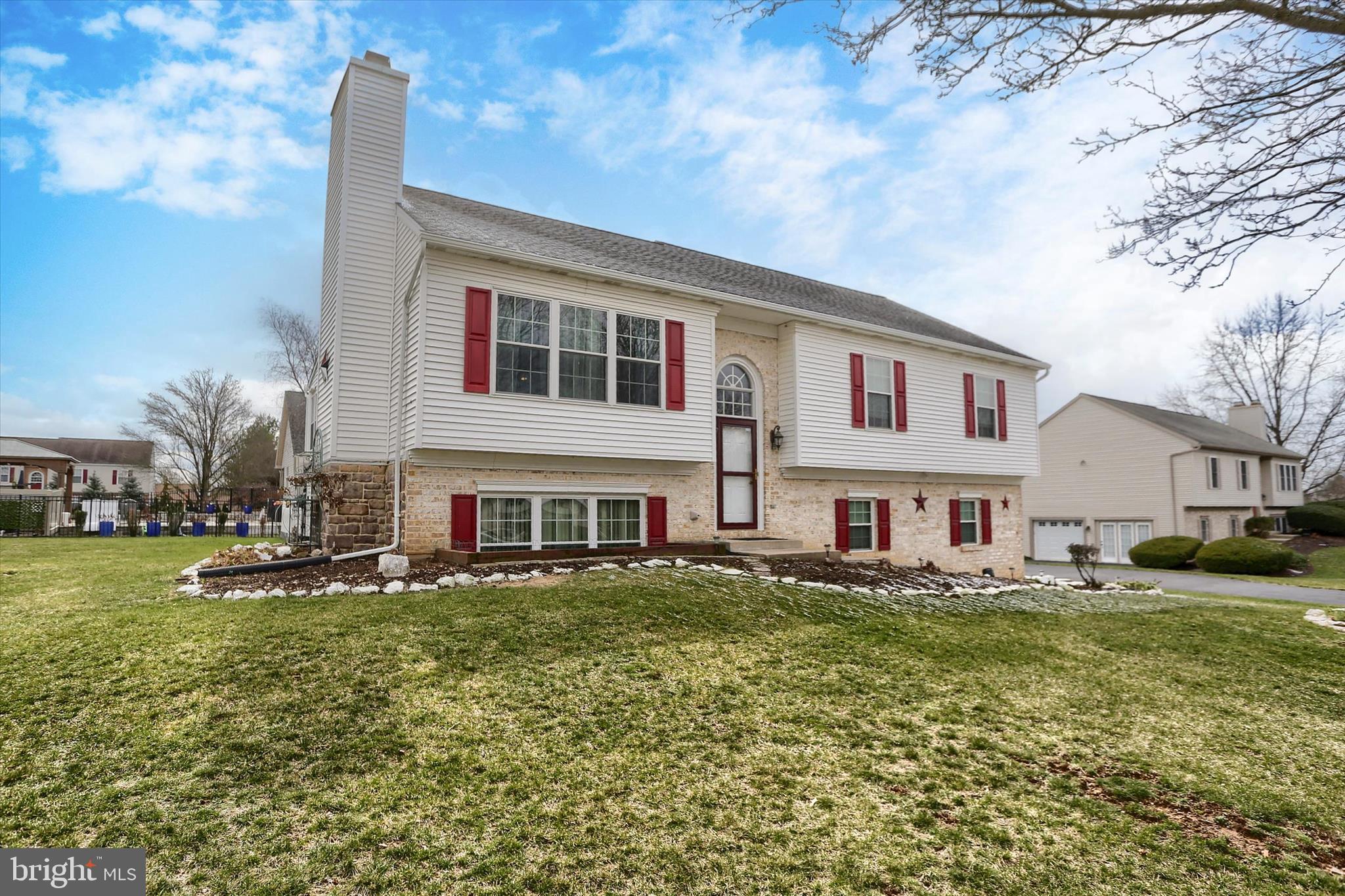 26 Rye Lane Palmyra, PA 17078 - Photo 3 of 52