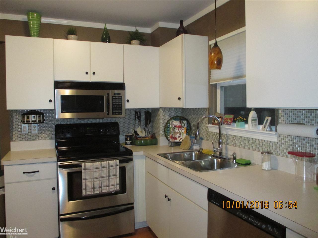3080 Crooks Road Rochester, MI 48309 - Photo 18 of 28 31361619-17.JPG