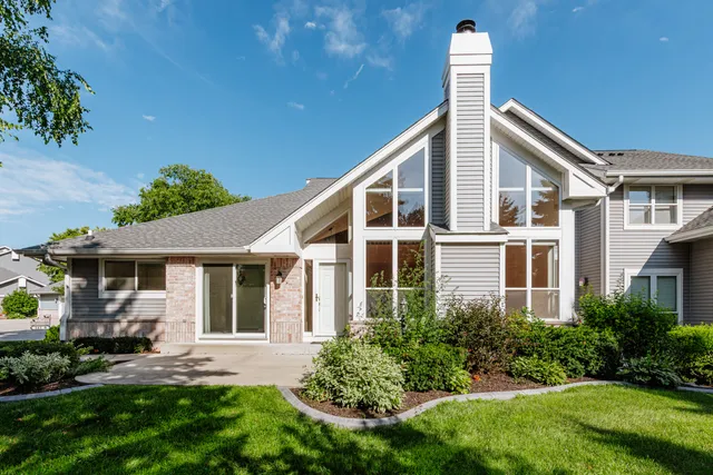 $350,000 | 14128 Waterford Square Drive, New Berlin, WI 53151