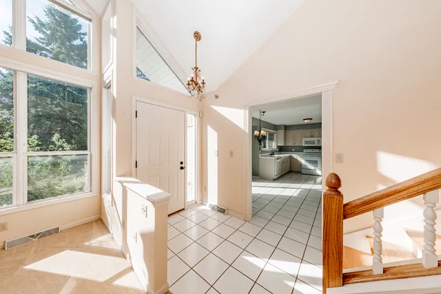 $350,000 | 14128 Waterford Square Drive, New Berlin, WI 53151