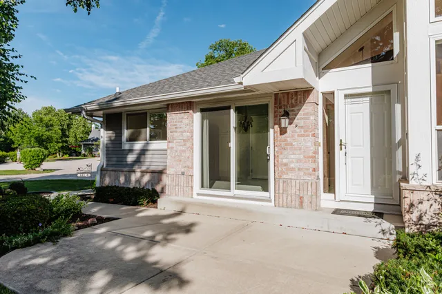 $350,000 | 14128 Waterford Square Drive, New Berlin, WI 53151