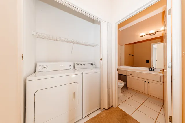 $350,000 | 14128 Waterford Square Drive, New Berlin, WI 53151