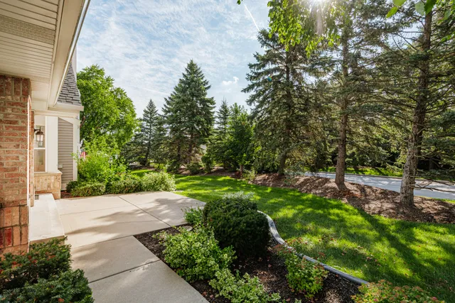 $350,000 | 14128 Waterford Square Drive, New Berlin, WI 53151