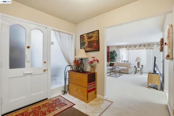 $400,000 | 1732 Oakmont Drive, Unit 4, Walnut Creek, CA 94595