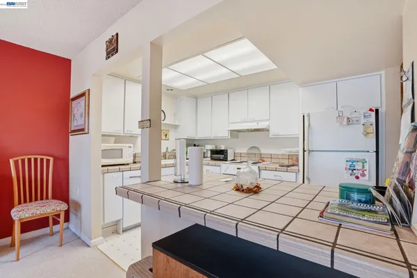 $400,000 | 1732 Oakmont Drive, Unit 4, Walnut Creek, CA 94595