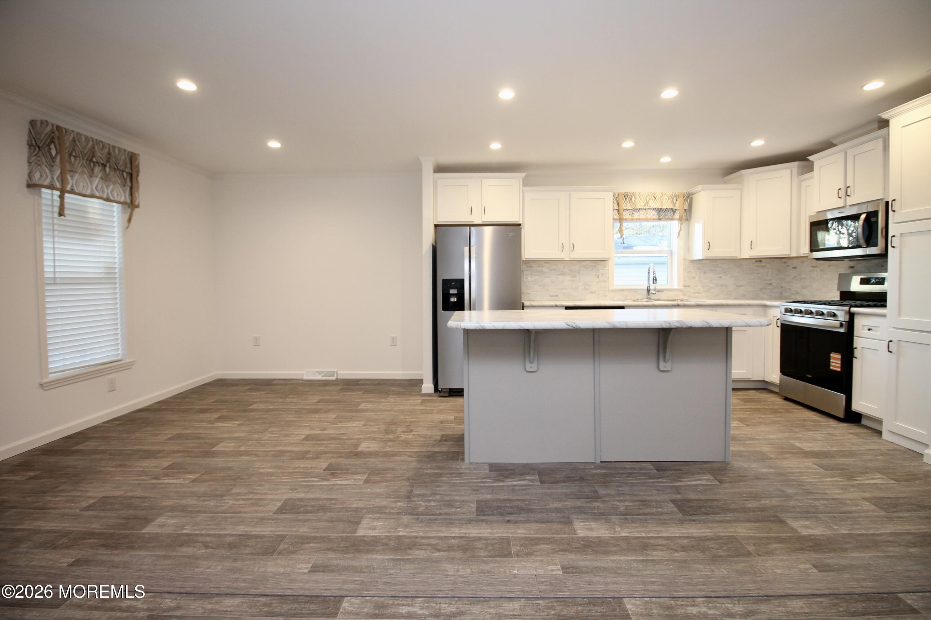 503 Roberts Road Toms River, NJ 08755 - Photo 12 of 42 A7A289FF-8817-4B6C-9A35-572C36DD8B87_1_2