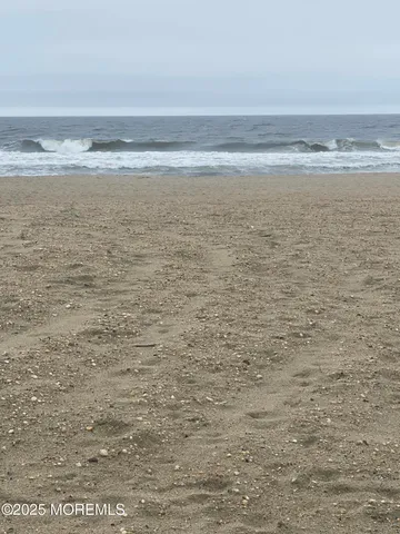 $1,600 | 309 Hume Street, Unit B, Allenhurst, NJ 07711