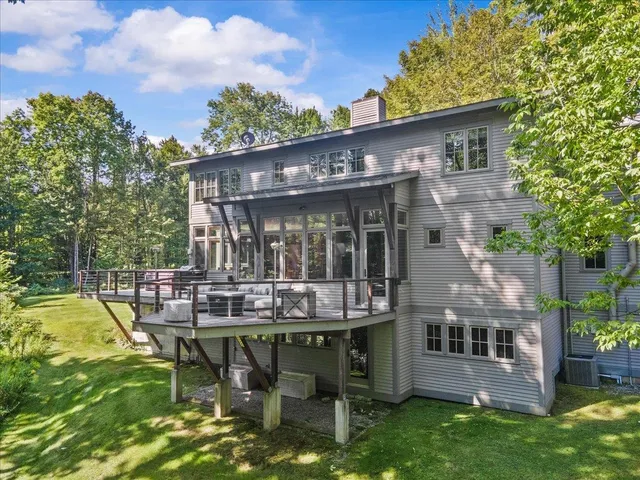$2,095,000 | 961 Little River Farm Road, Stowe, VT 05672
