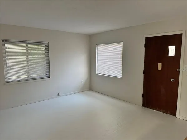 $1,500 | 240 East Howry Avenue, DeLand, FL 32724