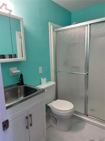 $1,500 | 240 East Howry Avenue, Deland, FL 32724