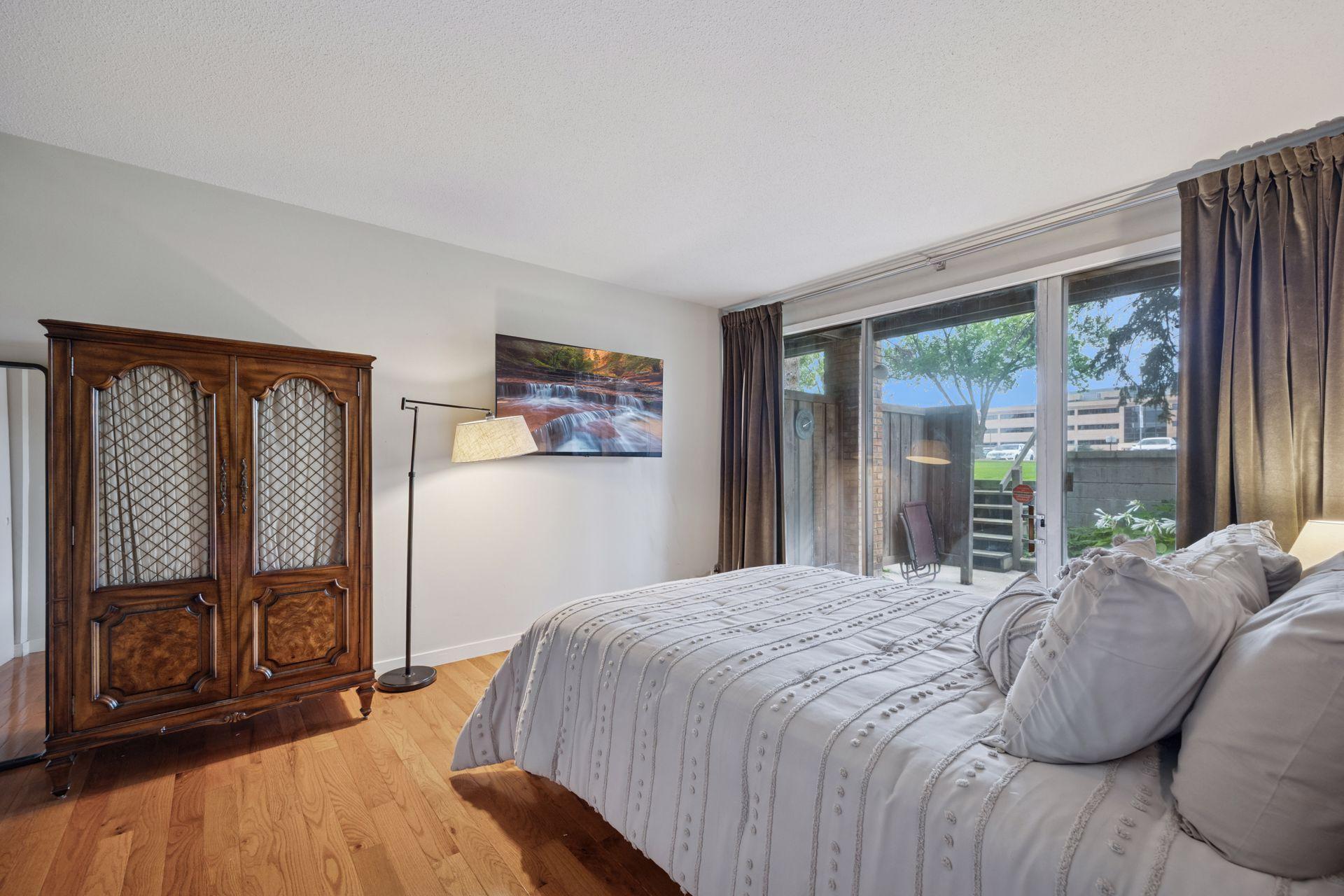 6423 Colony Way, Unit 1A Edina, MN 55435 - Photo 13 of 34