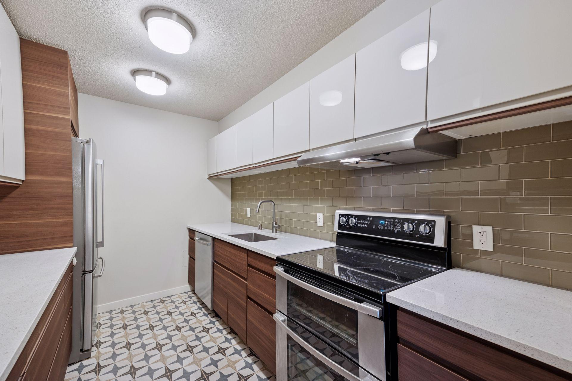 6423 Colony Way, Unit 1A Edina, MN 55435 - Photo 10 of 34