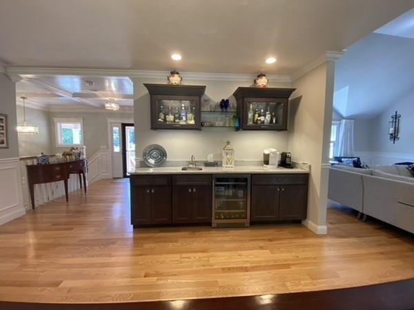 11 Boswell Road Reading, MA 01867 - Photo 4 of 15 Gallery Image 4