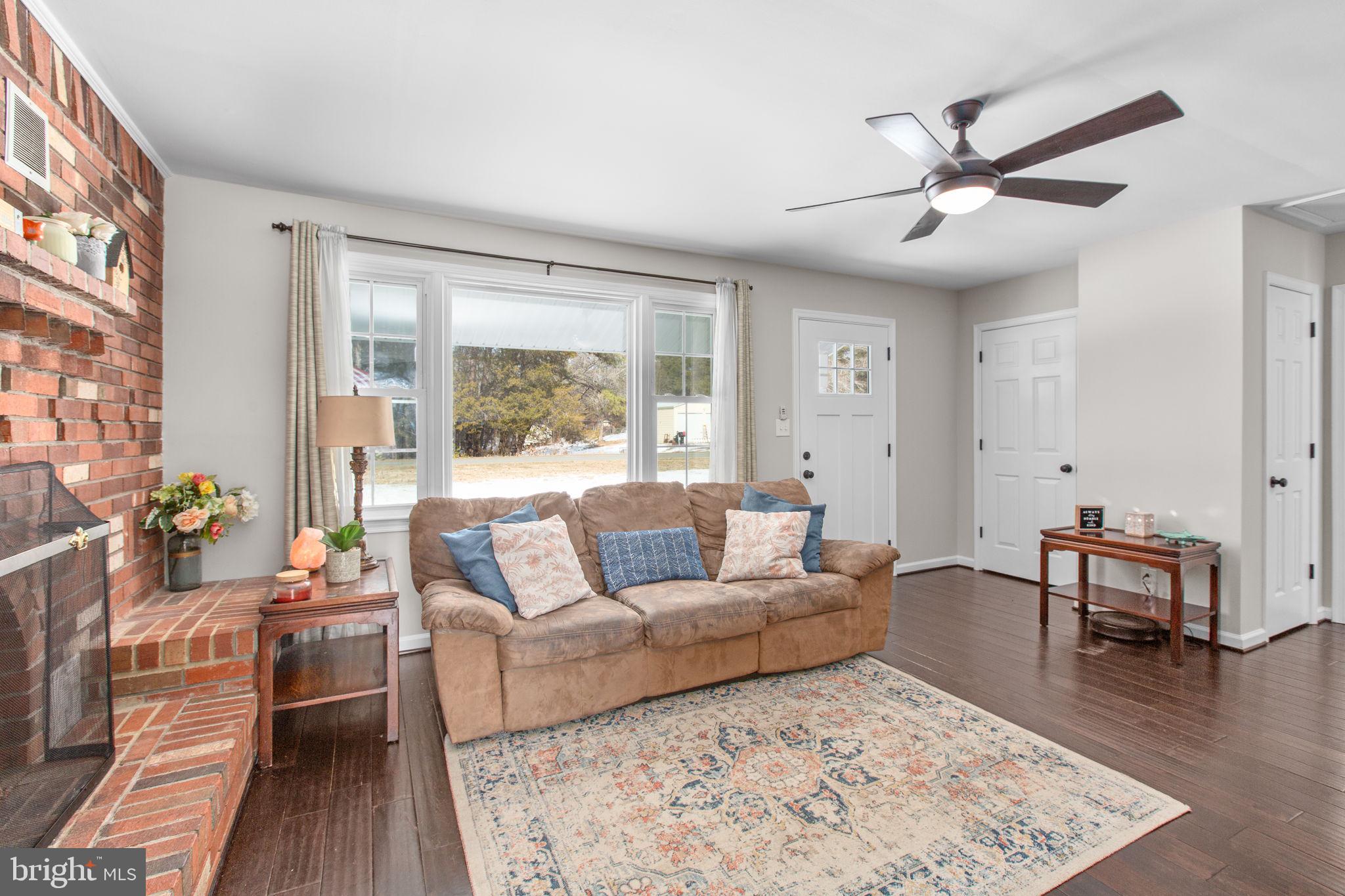 391 Holly Corner Road Fredericksburg, VA 22406 - Photo 9 of 33 Large windows provide amazing lighting