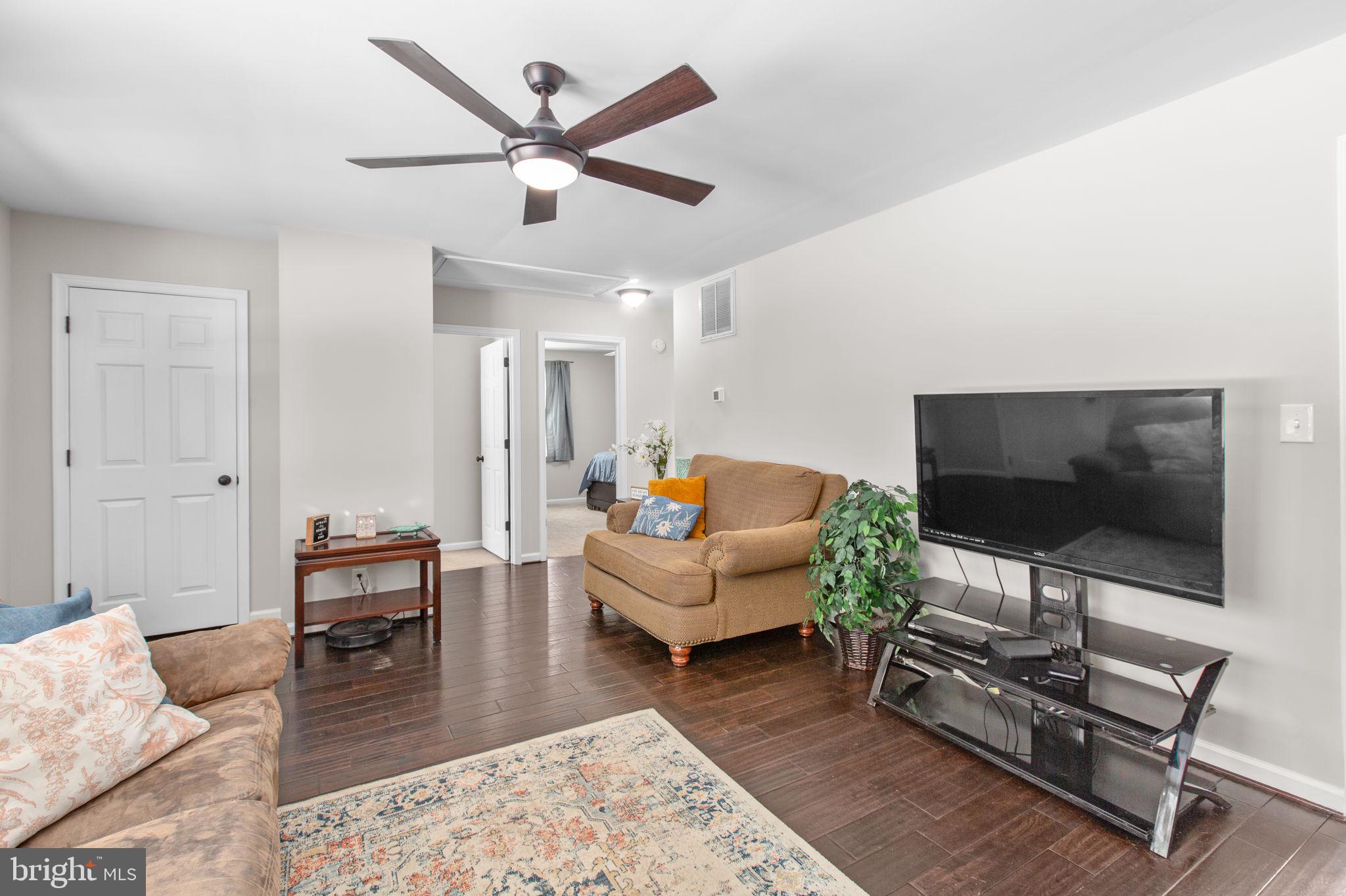 391 Holly Corner Road Fredericksburg, VA 22406 - Photo 10 of 33 Ceiling fan with light fixture