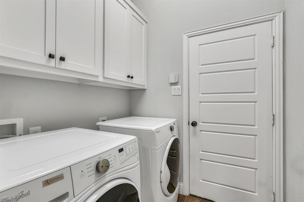 1306 Elizabeth Street Anna, TX 75409 - Photo 11 of 36 a utility room with dryer and washer