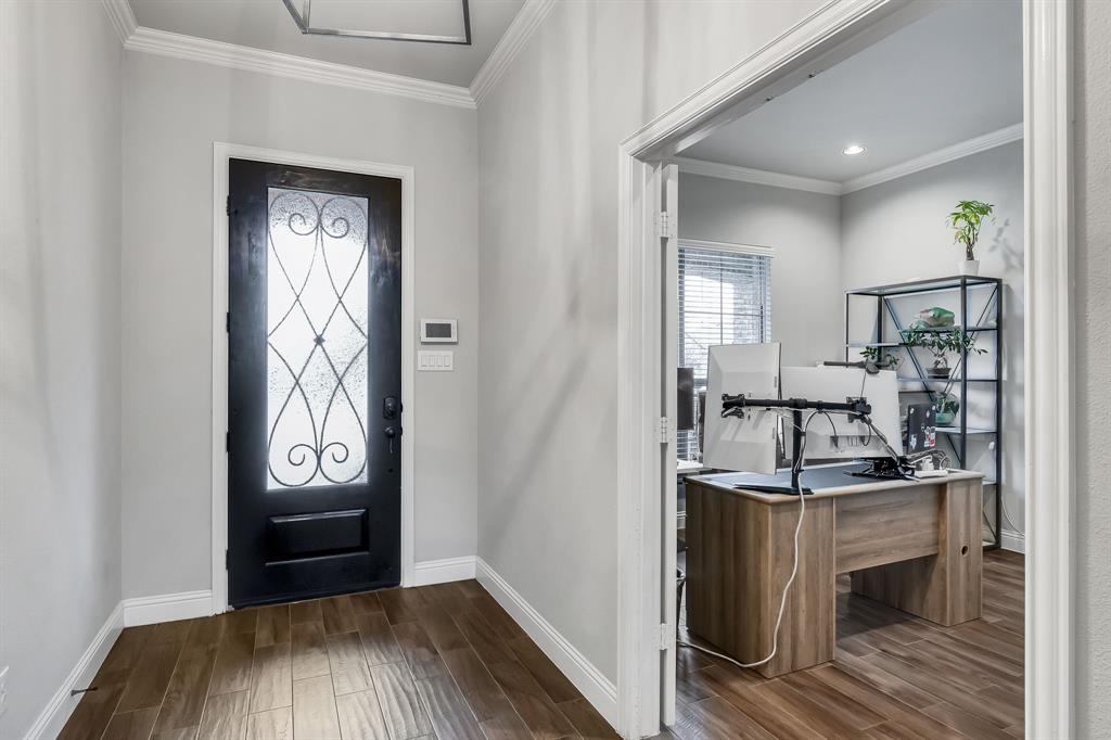 1306 Elizabeth Street Anna, TX 75409 - Photo 19 of 36 a view of kitchen and utility room