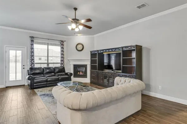 $410,000 | 1306 Elizabeth Street, Anna, TX 75409