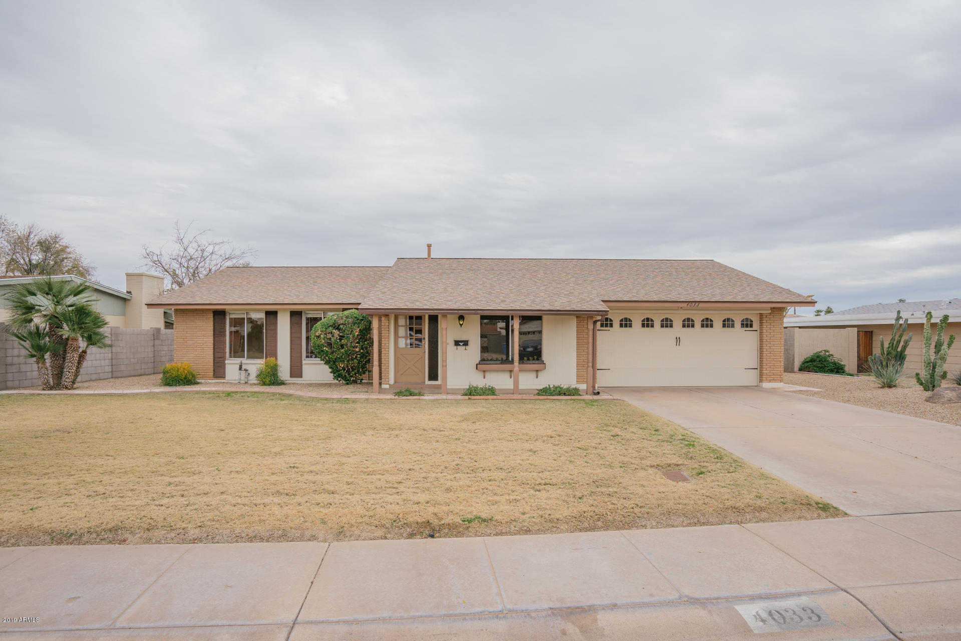 4033 West Hatcher Road Phoenix, AZ 85051 - Photo 5 of 17 photo_05