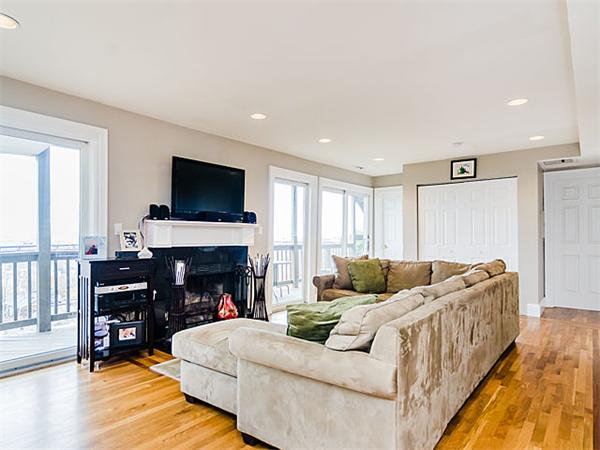 40 Mead Street, Unit 2 Boston, MA 02129 - Photo 4 of 11