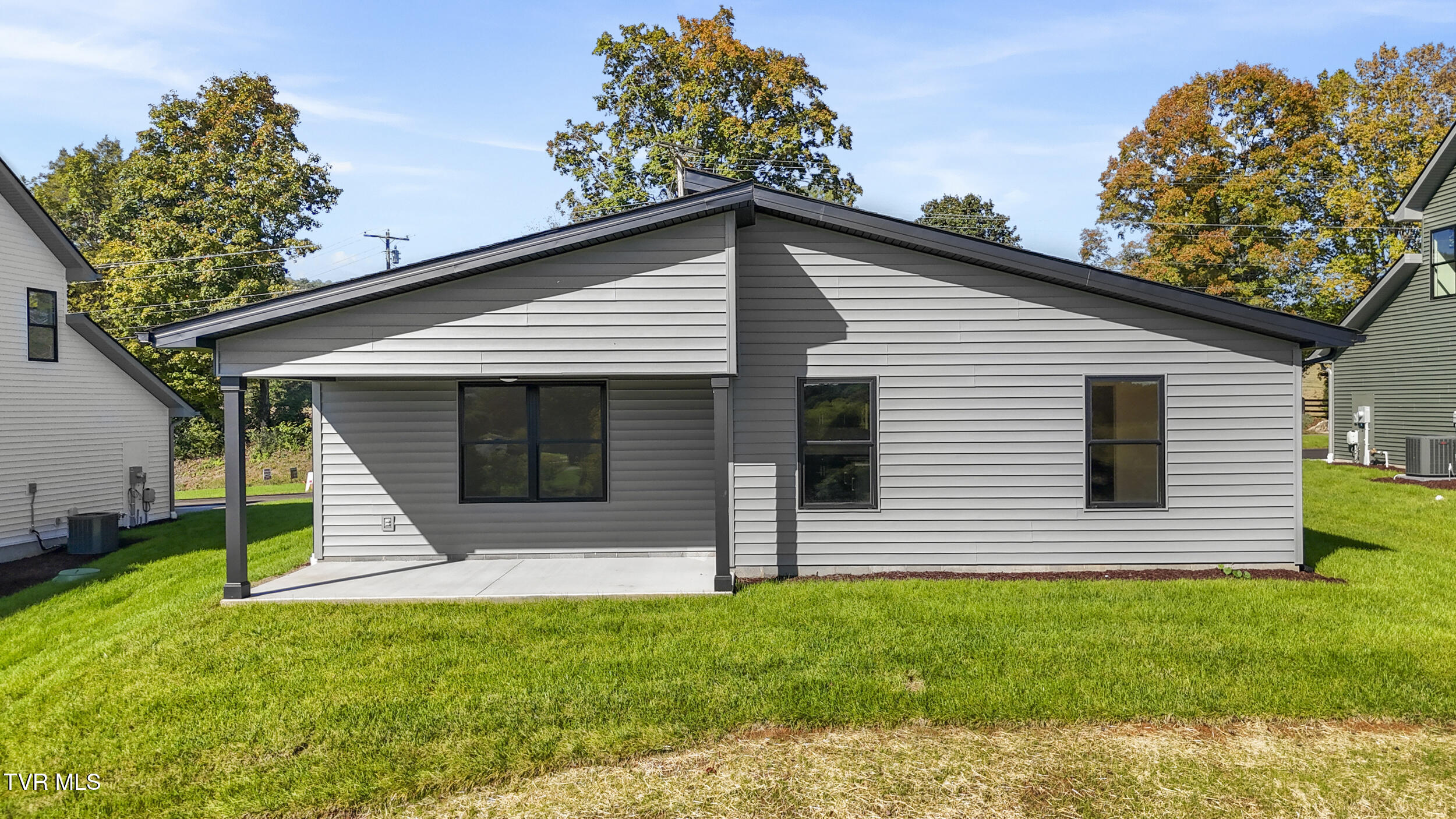 420 Noes Chapel Road Morristown, TN 37814 - Photo 4 of 34 4_dji_20251004104719_0474_d_1