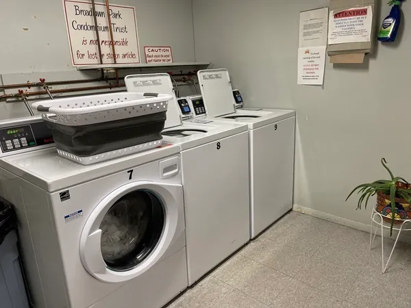 $2,500 | 44 Broadlawn Drive, Unit 18B, Chestnut Hill, MA 02467